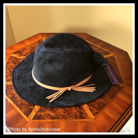 DAVID & YOUNG BLACK VEGAN SUEDE WIDE PANAMA HAT - Picture 5 of 8